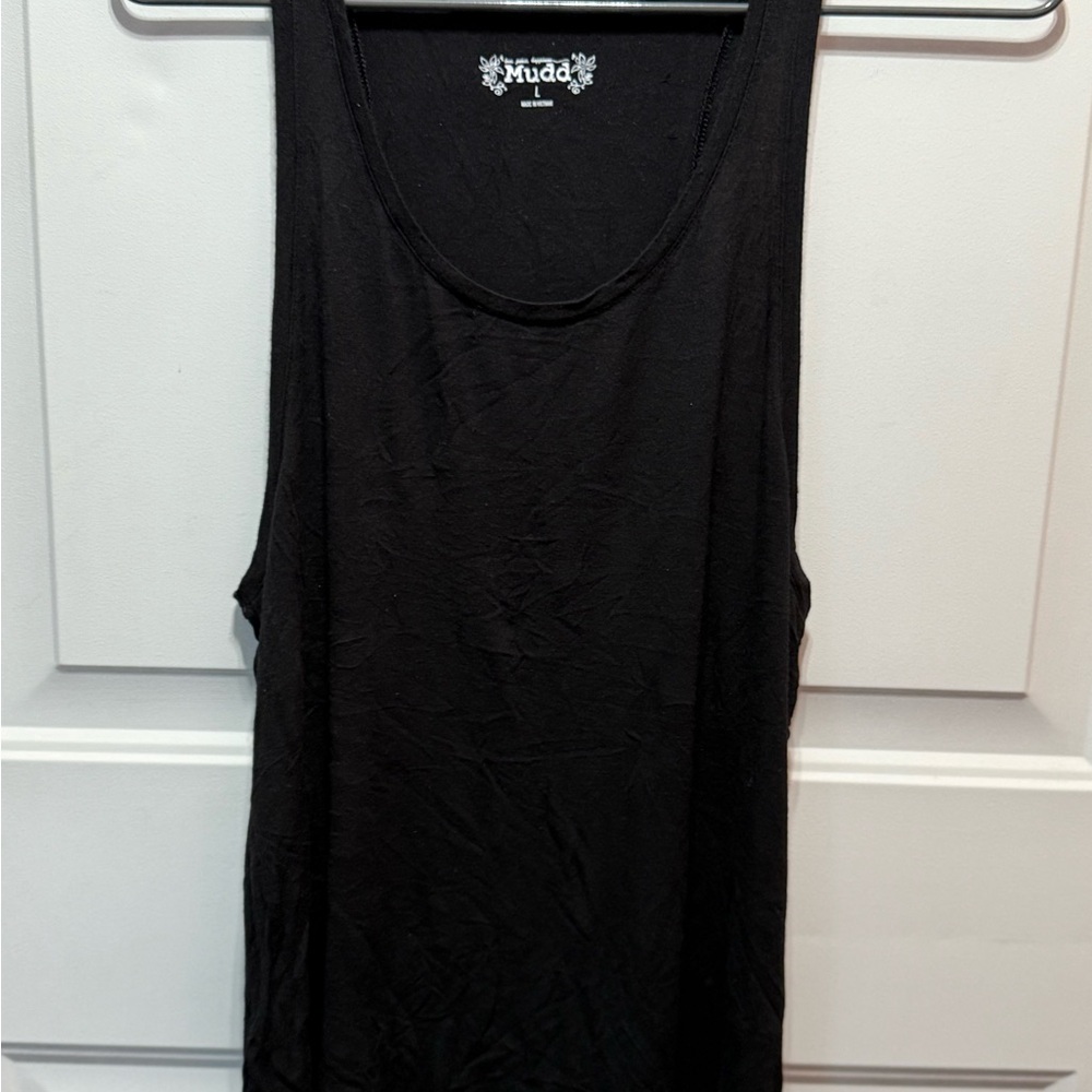 Mudd Flowy A-Line Black Tank Top. Size L. New without tags.